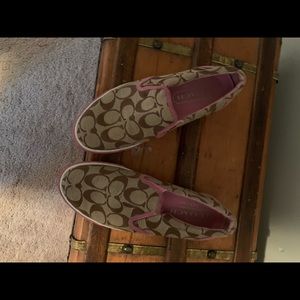 Coach Sneakers Great pink colors size 6.5